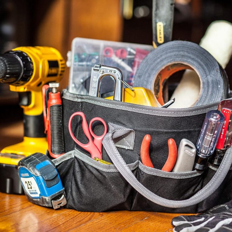 Expanding our handyman services in the Chicagoland area.